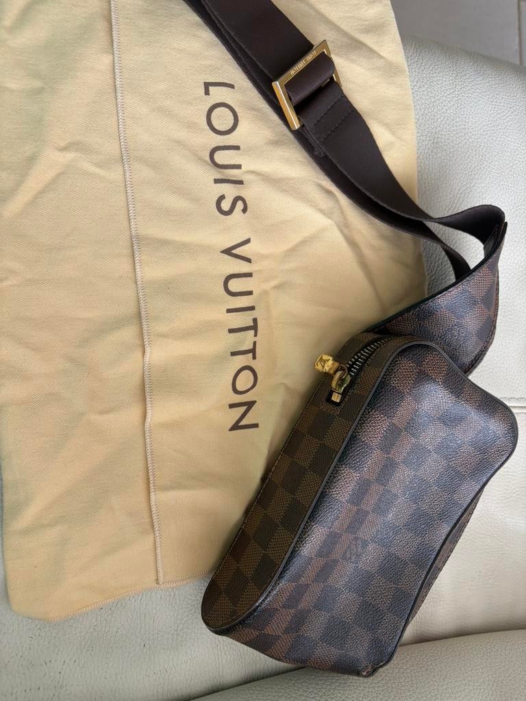 Crossover of lendetasje Louis Vuitton, Enlèvement, Utilisé, Sac à bandoulière