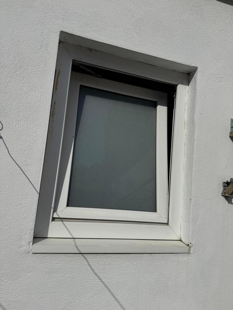 Witte raam, Doe-het-zelf en Bouw, Glas en Ramen, Ophalen, Gevelraam of Ruit, Gebruikt, Minder dan 80 cm