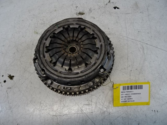 VOLANT MOTEUR Renault Twingo III (AH) (01-2014/07-2024), Autos : Pièces & Accessoires, Renault, Utilisé, Peter-Huppertz-Straße 5
51063  Köln, DE