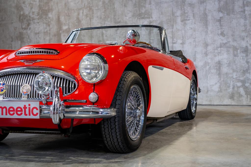 AUSTIN-HEALEY BJ 7 3000 UIT 1960, Auto's, 4 zetels, Achterwielaandrijving, Zwart, Cabriolet