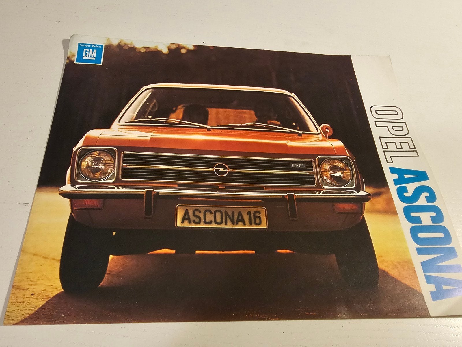 originele promotiefolder voor de Opel Ascona A uit de vroege, Ophalen of Verzenden