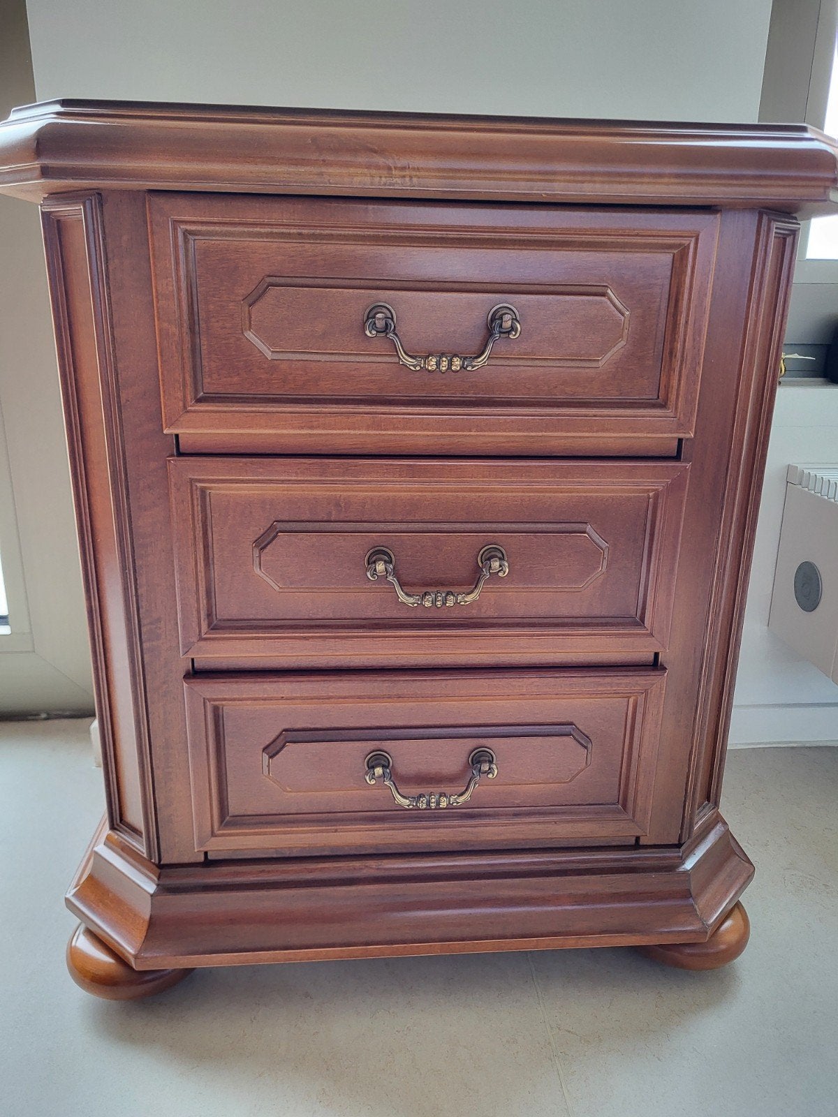 commode notelaar, Ophalen