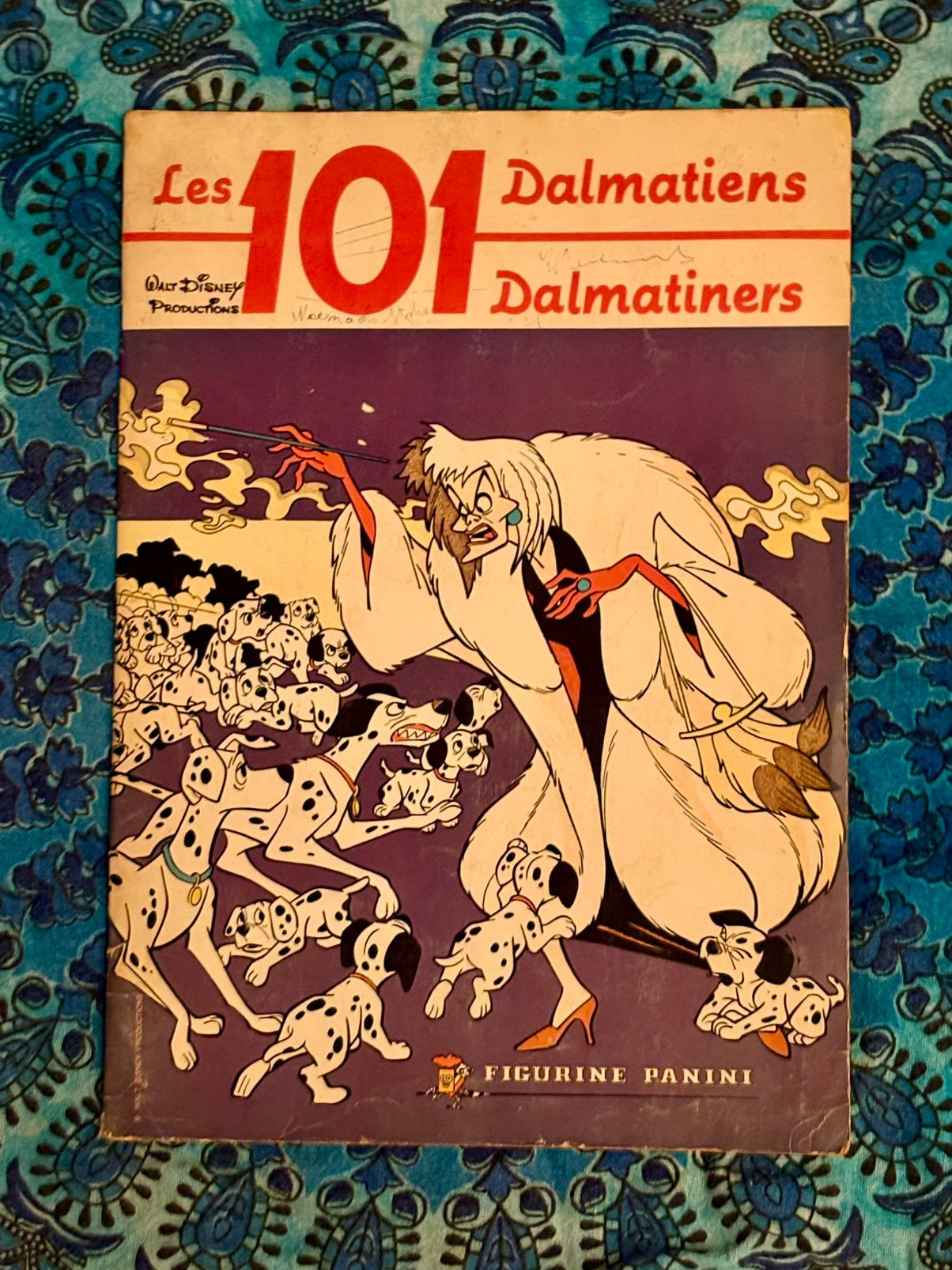 Album d'autocollants Panini Disney Les 101 Dalmatiens, Enlèvement ou Envoi, Utilisé, Autocollants et Photos