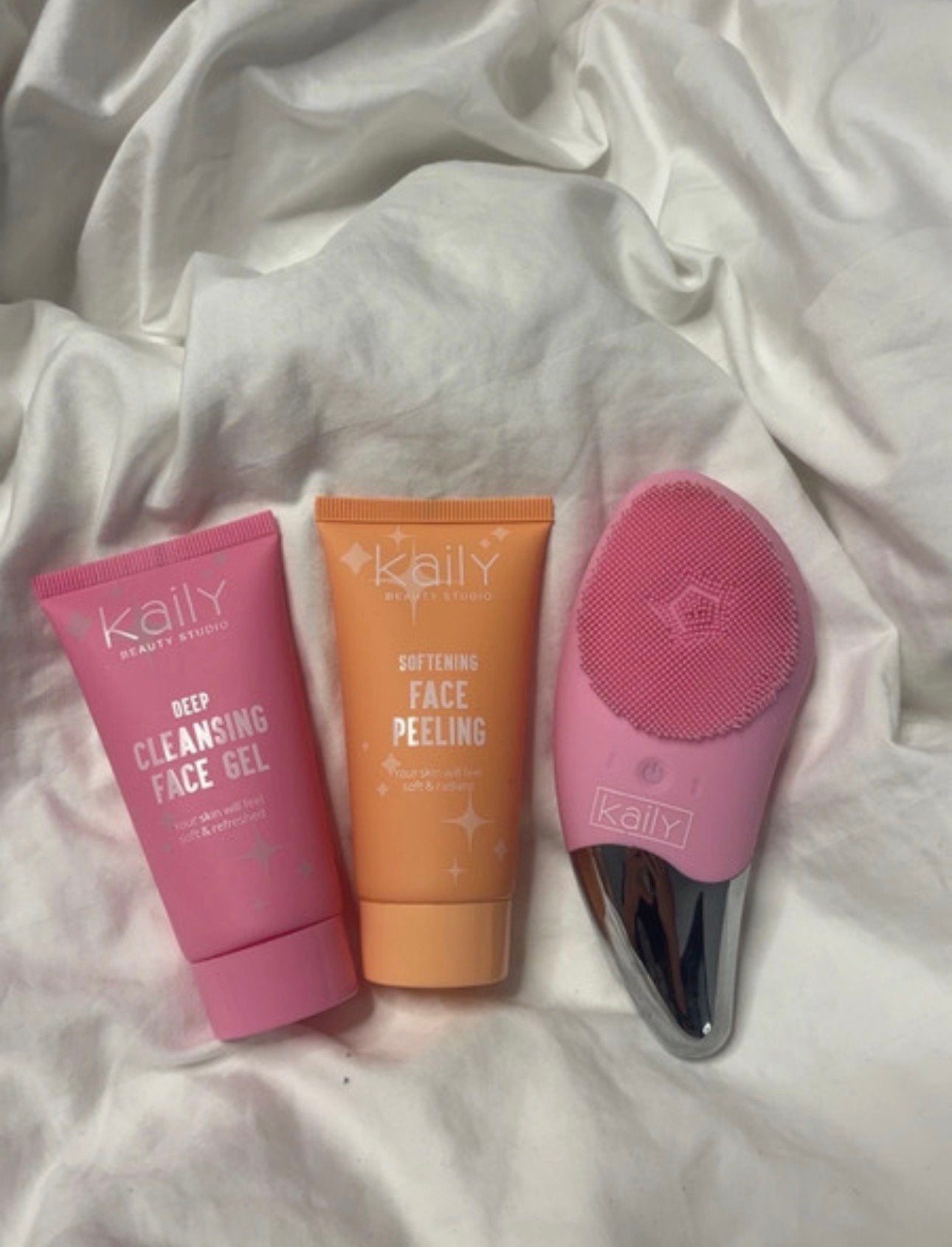 Gommage adoucissant pour le visage Kaily Beauty Studio, Envoi, Comme neuf, Tout le visage, Autres types