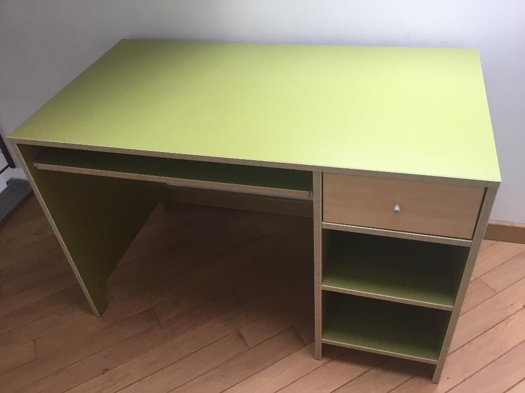 bureau- groen 110x60X72 cm, Huis en Inrichting, Bureaus, Ophalen, Groen, Hout, Vintage