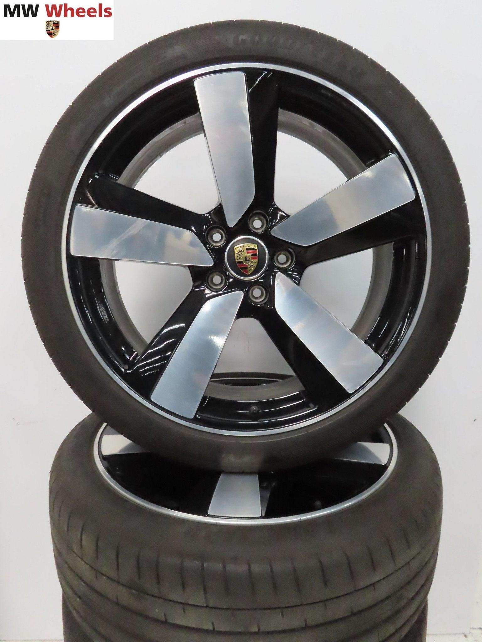 Originele Porsche Macan 2025 EV 22 inch velgen zomerbanden, Auto-onderdelen, Banden en Velgen, Gebruikt, 255 mm, -, -