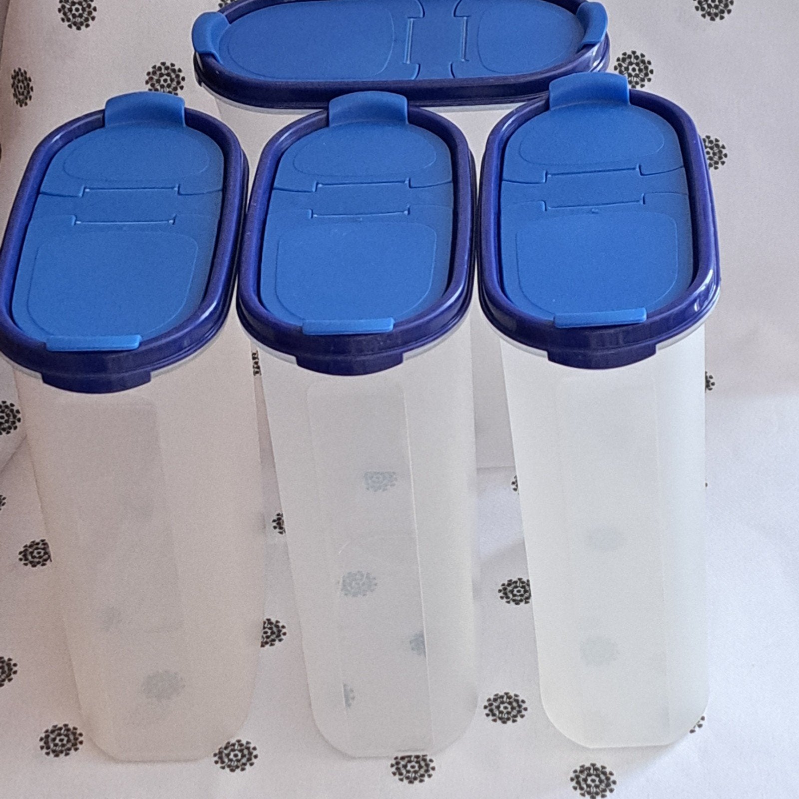 Tupperware ruimtespaarder 2,3L, Verzenden