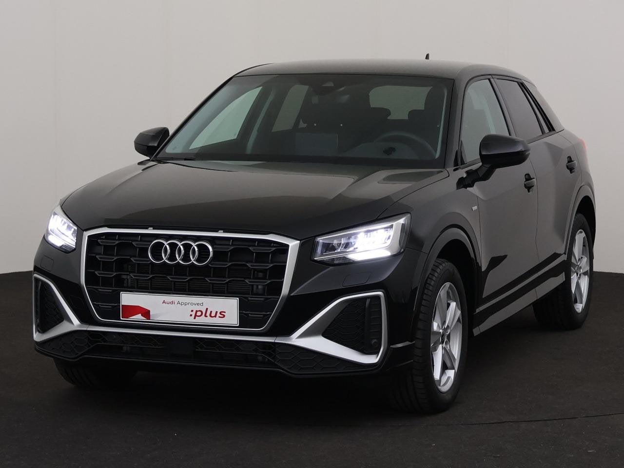 Audi Q2 35 TFSI Business Edition S line S tronic, Auto's, Automaat, Zwart, https://public.car-pass.be/vhr/ff530380-c5da-497d-9fb6-d9e512b78f3a