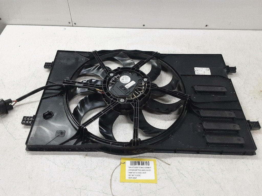 VENTILATEUR RADIATEUR MOTEUR Caddy Combi V (SBB / SBJ), Autos : Pièces & Accessoires, Volkswagen, Volkswagen AG, Utilisé, Kundenbetreuung@volkswagen.de