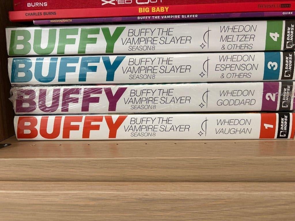 Buffy the Vampire Slayer Season 8 Library Edition (4 vol), Boeken, Strips | Comics, Ophalen, Amerika, Joss Whedon, Complete serie of reeks
