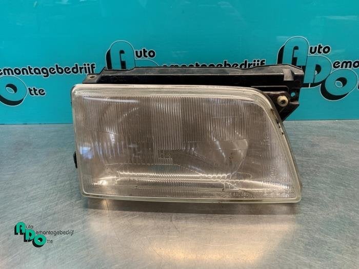 Phare droit d'un Opel Kadett (Kadett E 84-), Autos : Pièces & Accessoires, -, 3 mois de garantie, Utilisé, -
