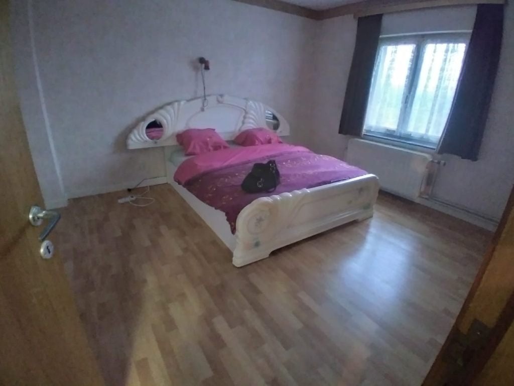 Chambre à louer sur bertrix  400 euros