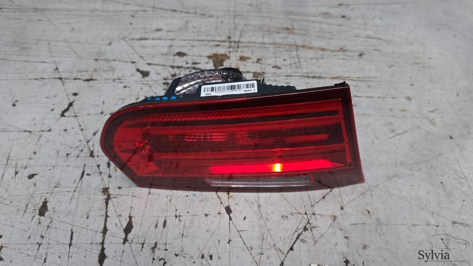 Achterlicht links op klep BMW 3 Serie F30 F31 F80 6321737111, Gebruikt, -, -, Ophalen of Verzenden