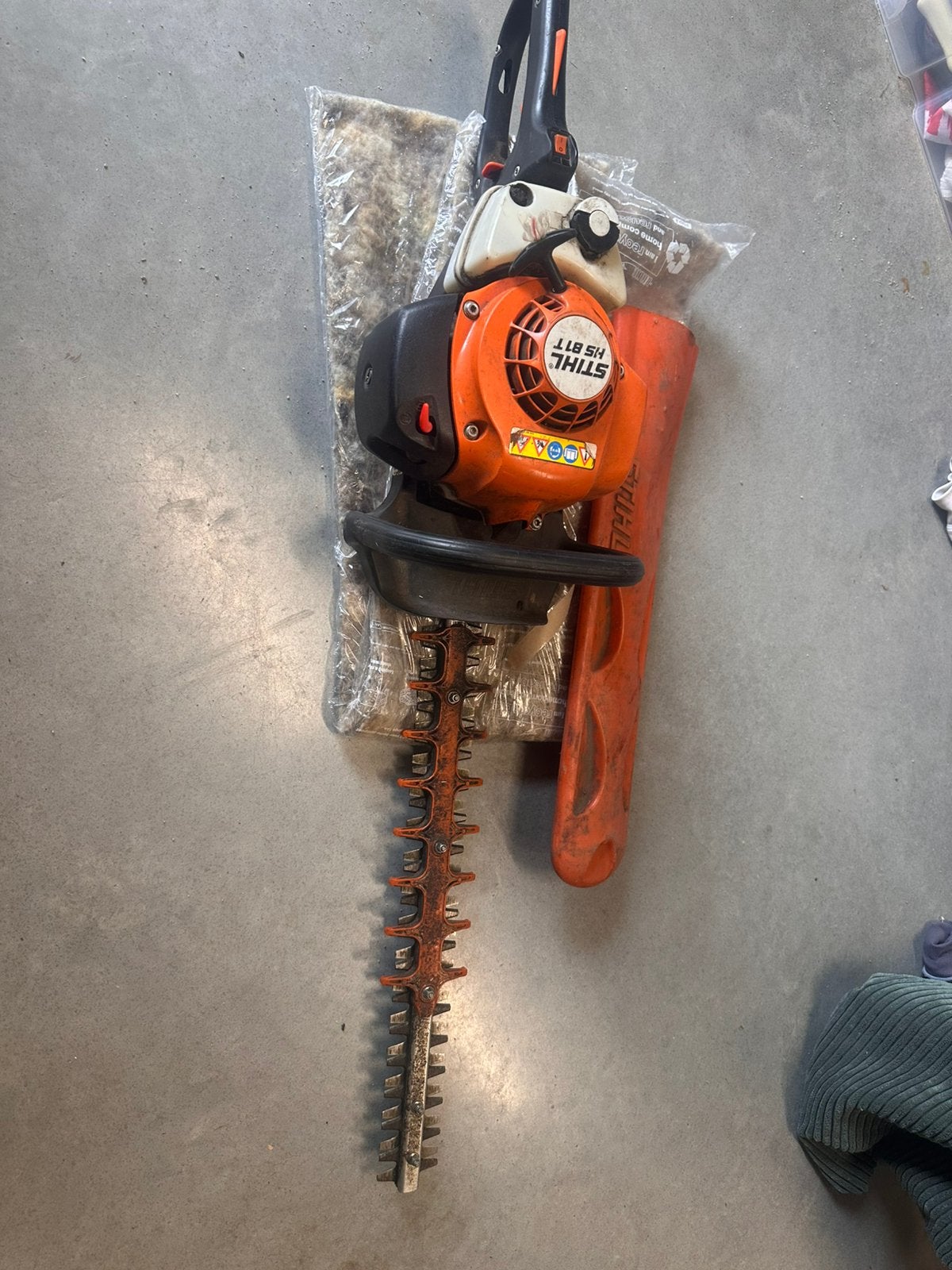 Stihl 81 t, Ophalen, Zo goed als nieuw