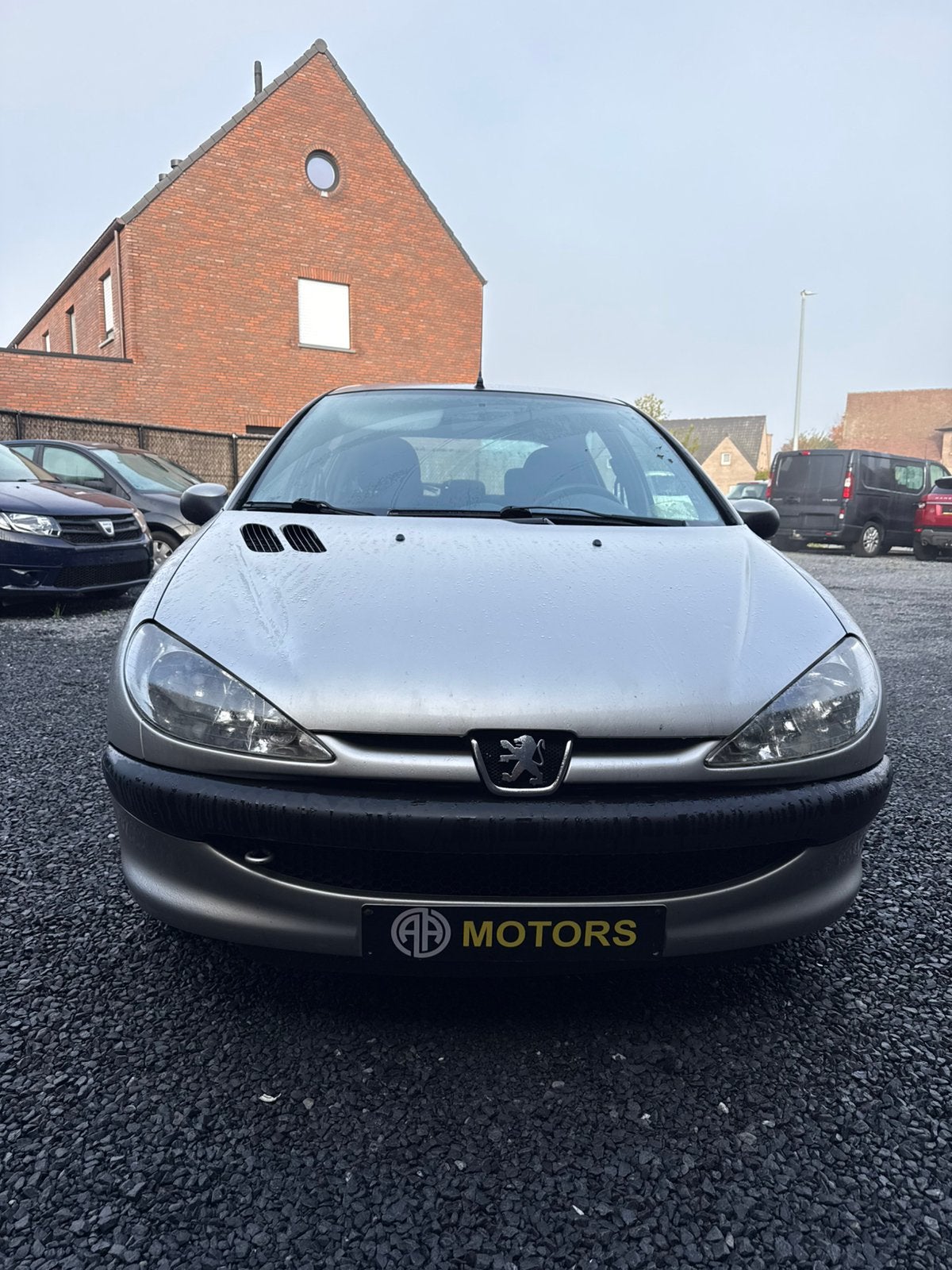 206 benzine 1.4 perfect staat, Auto's, Stof, Zwart, 4 cilinders, https://public.car-pass.be/vhr/b9f0c328-ad42-4055-9d09-6d97165c56df