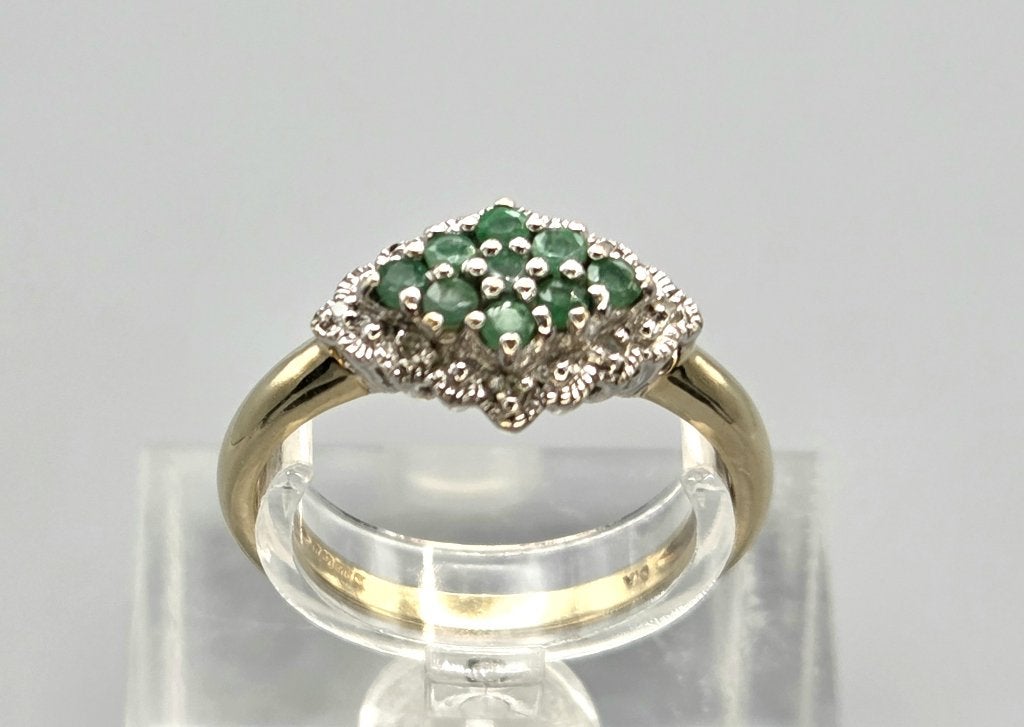 Gouden Vintage bi-color ring smaragd en diamant. 2026/339, 18 tot 19, Ophalen of Verzenden, Zo goed als nieuw, Dame of Heer