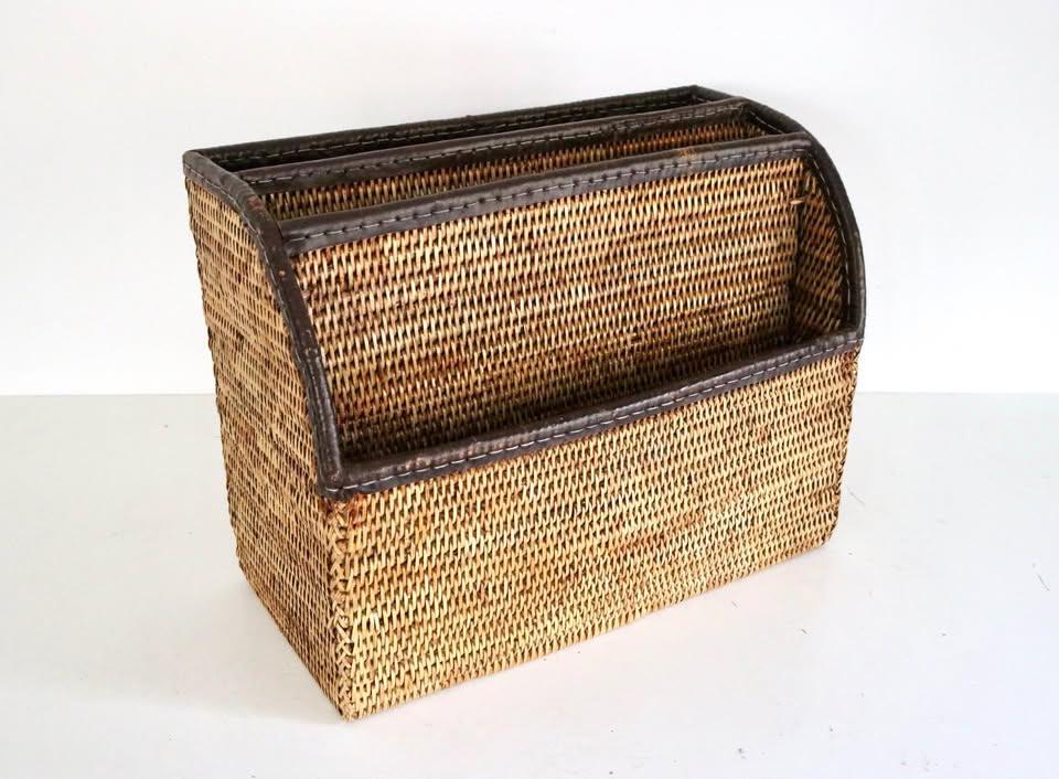 Vintage magazine holder - Rieten Krantenbak, Huis en Inrichting, Ophalen of Verzenden