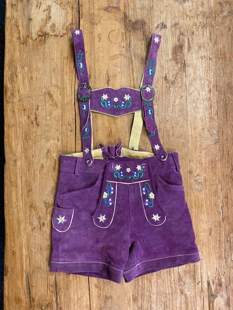 Vrolijke dames lederhosen mt 34 lila, Enlèvement ou Envoi, Comme neuf, Taille 34 (XS) ou plus petite, Violet