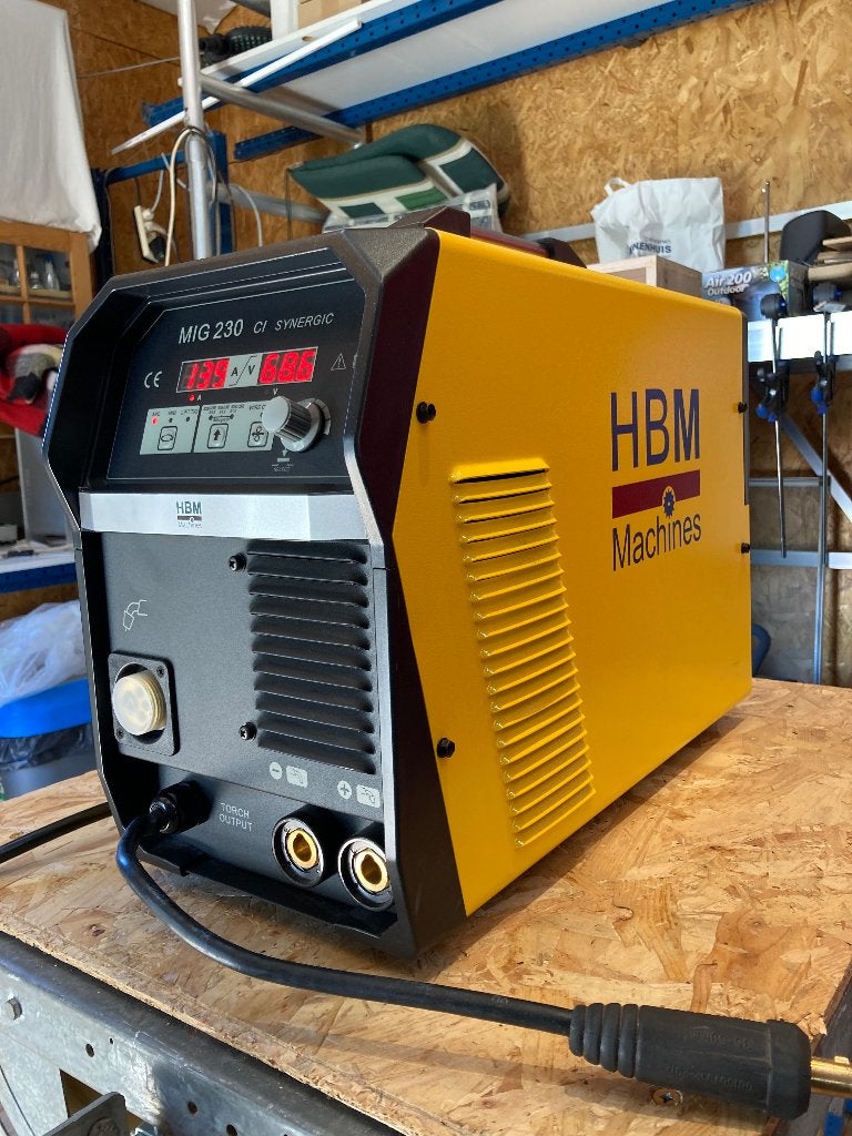 lasapparaat HBM 230 CI Synergic Mig Lasinverter, Doe-het-zelf en Bouw, Ophalen, Nieuw, Inverter