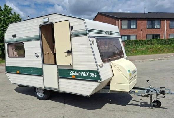 Mooie chateau caravan mtm 750kg, Caravans en Kamperen, Particulier, Chateau
