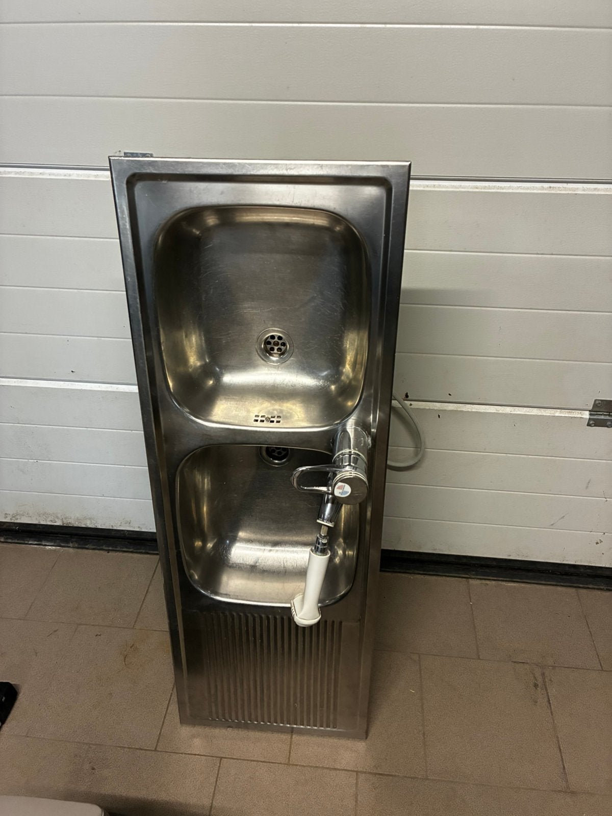 Evier inox avec mitigeur et siphon, Enlèvement, Utilisé