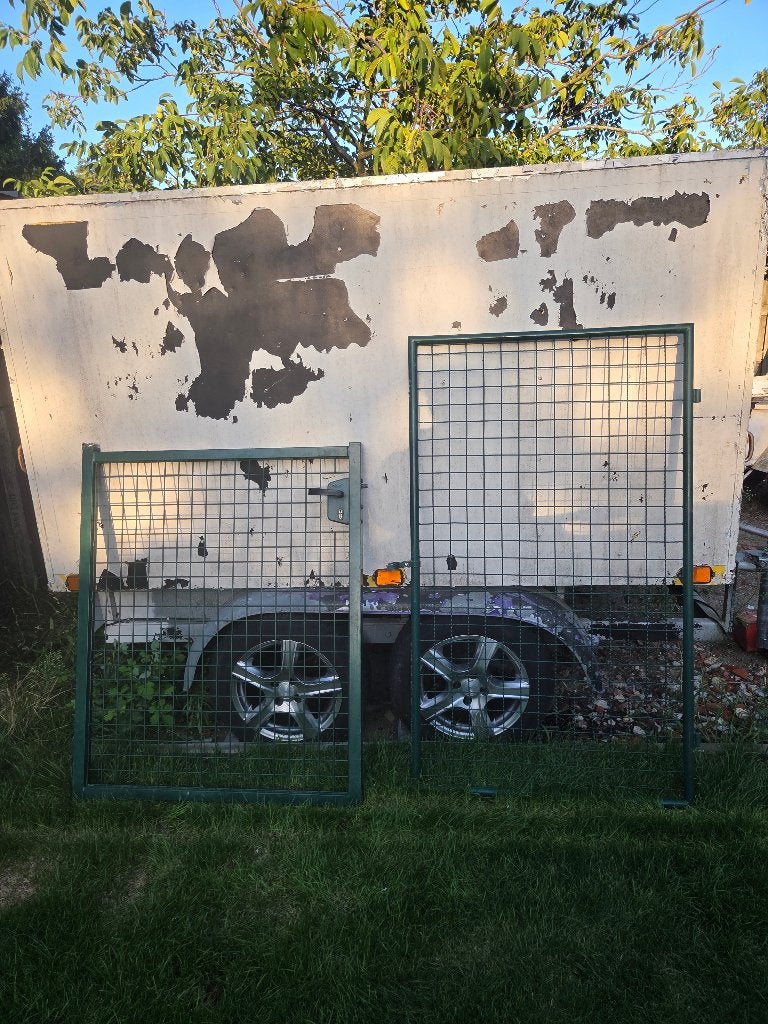 2 Tuinpoorten groen, Ophalen, Gebruikt