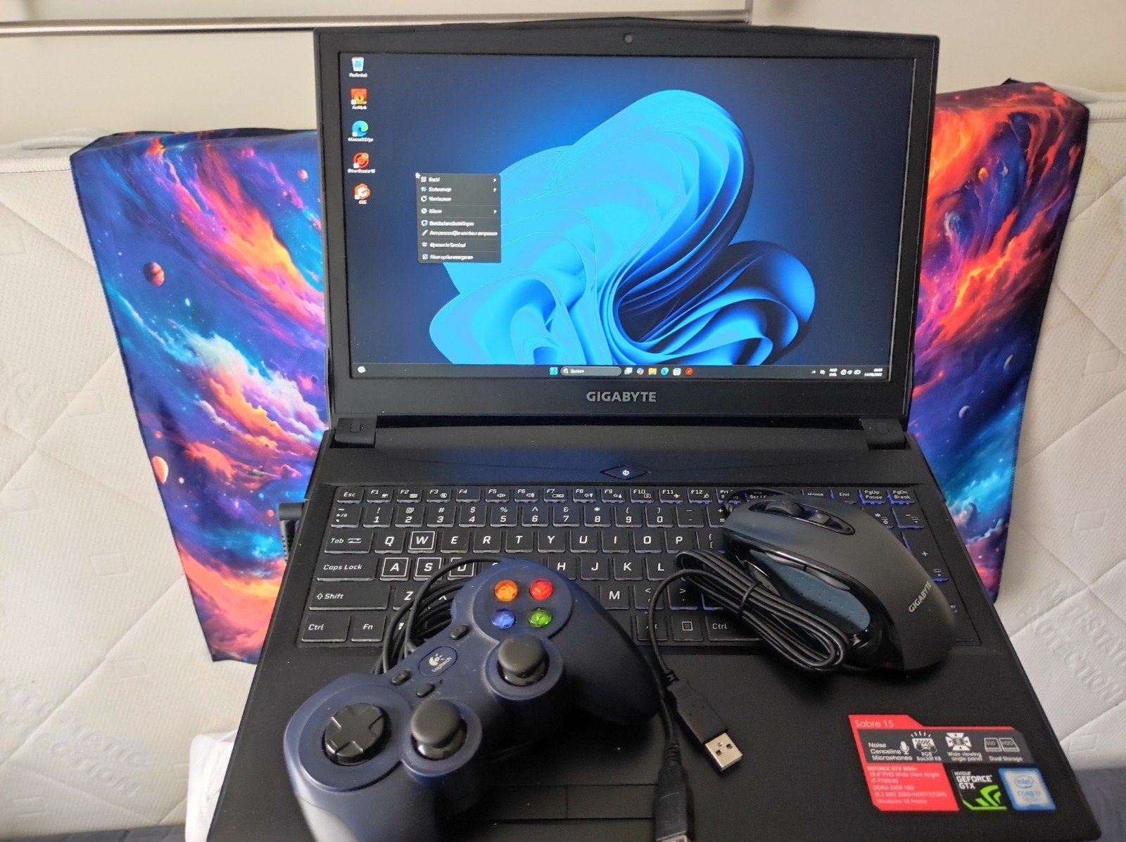 Gigabyte i7 gaming laptop +16GB RAM +1TB SSD +GTX 1050ti 4GB, Qwerty, Reconditionné, Intel Core i7 processor, Gaming