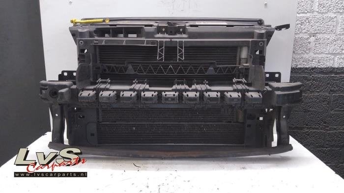 Panneau avant d'un Volkswagen Polo, Volkswagen, -, 3 mois de garantie, Utilisé