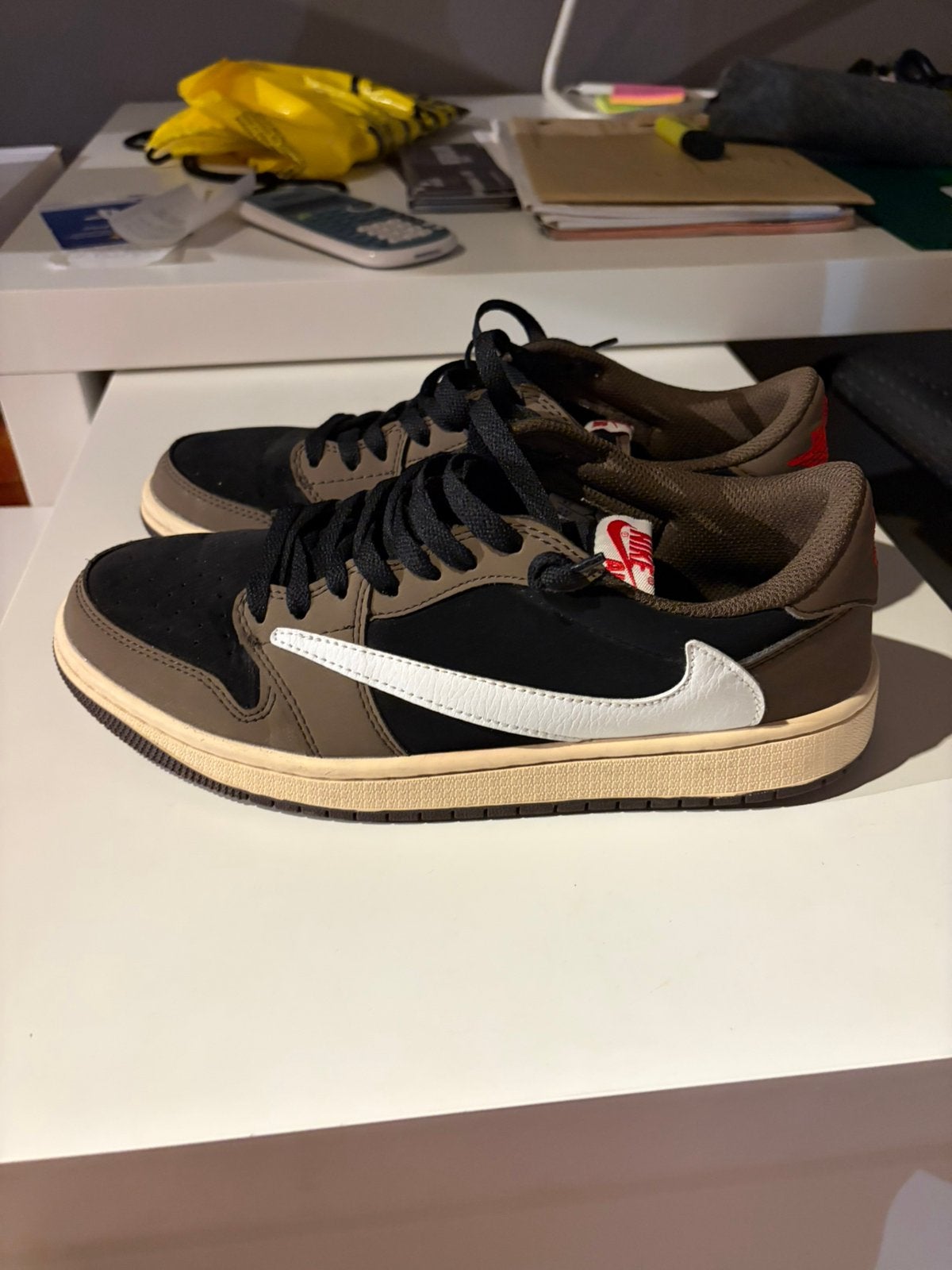 Air Jordan 1 Retro Low OG SP Travis Scott “Mocha” 43, Ophalen of Verzenden, Gedragen