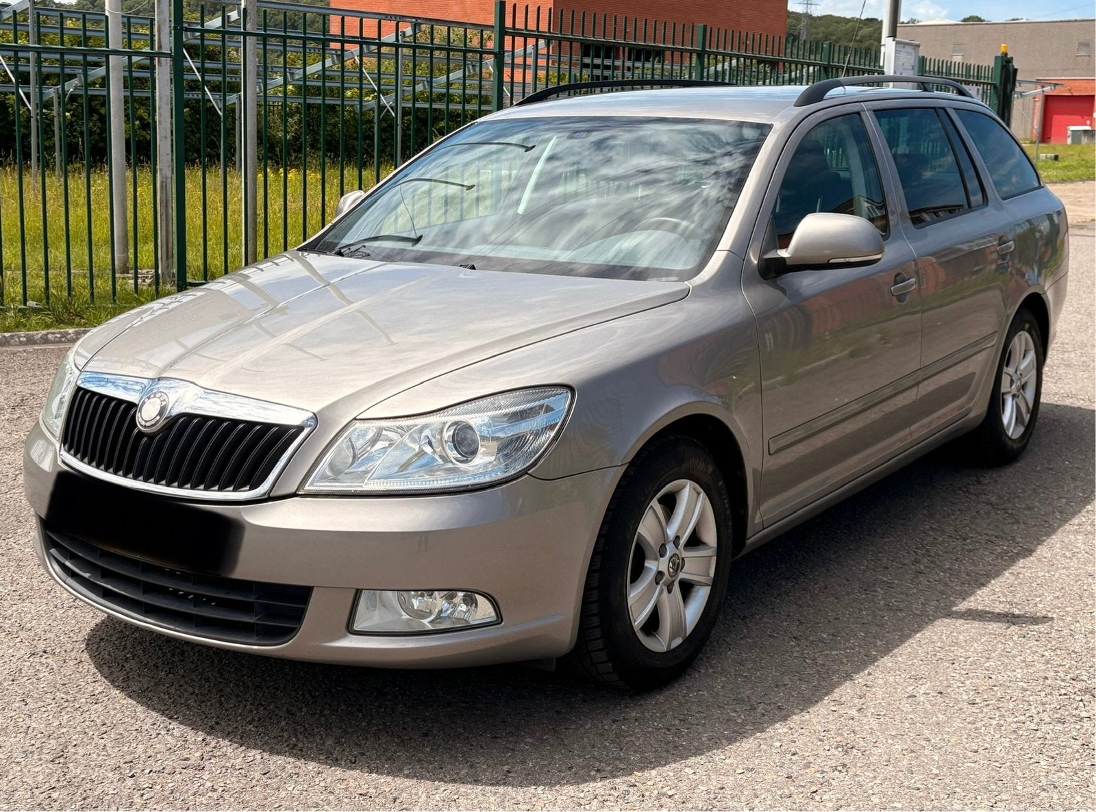 Skoda octavia Prête à immatriculer feuille rose, Autos, Skoda, Particulier, Octavia, Euro 5, Enlèvement