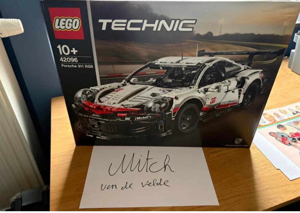 Lego technic Porsche, Enfants & Bébés, Jouets | Duplo & Lego, Enlèvement, Neuf, Lego, Technic