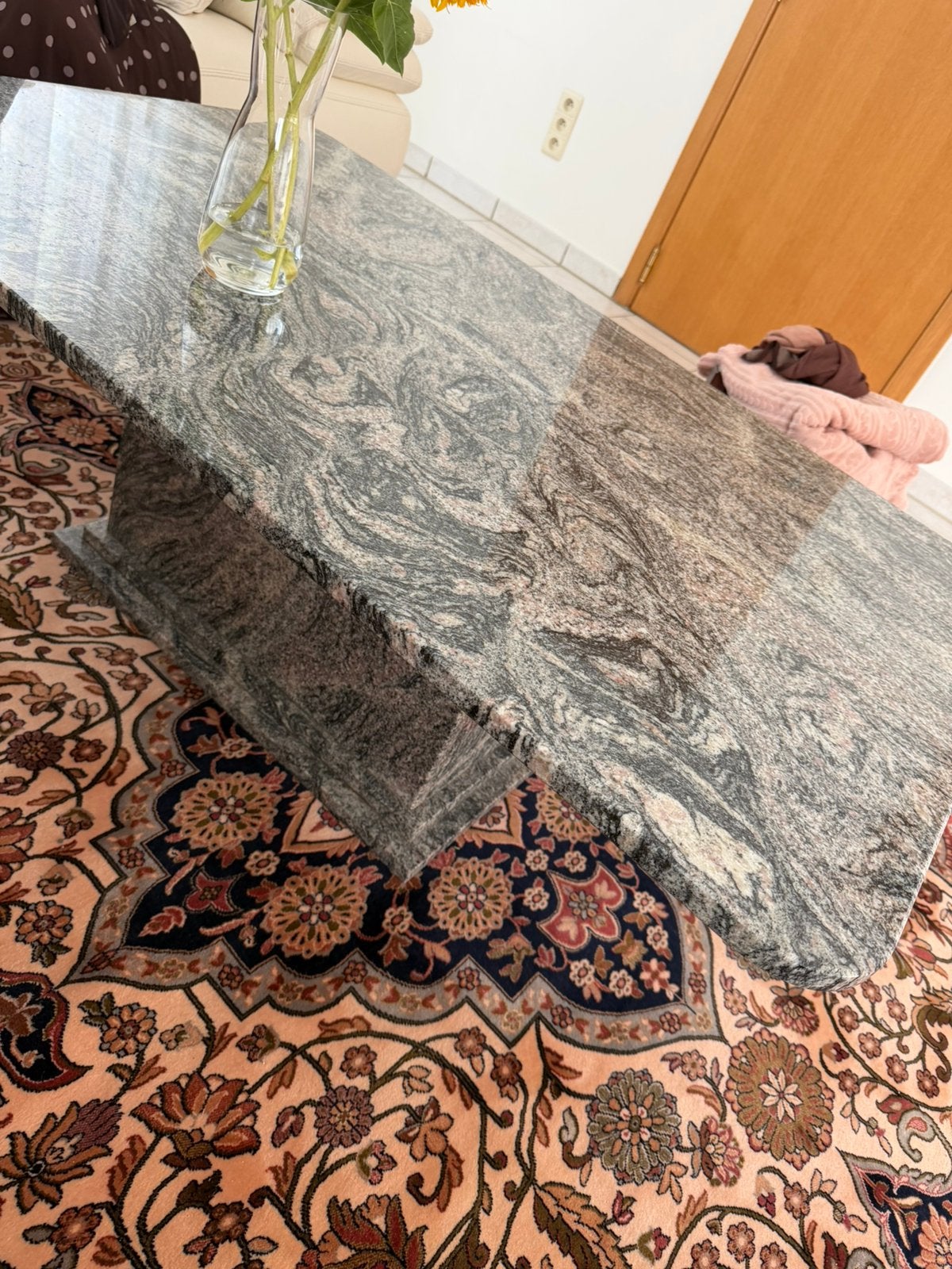 Tafel graniet, Ophalen, Zo goed als nieuw