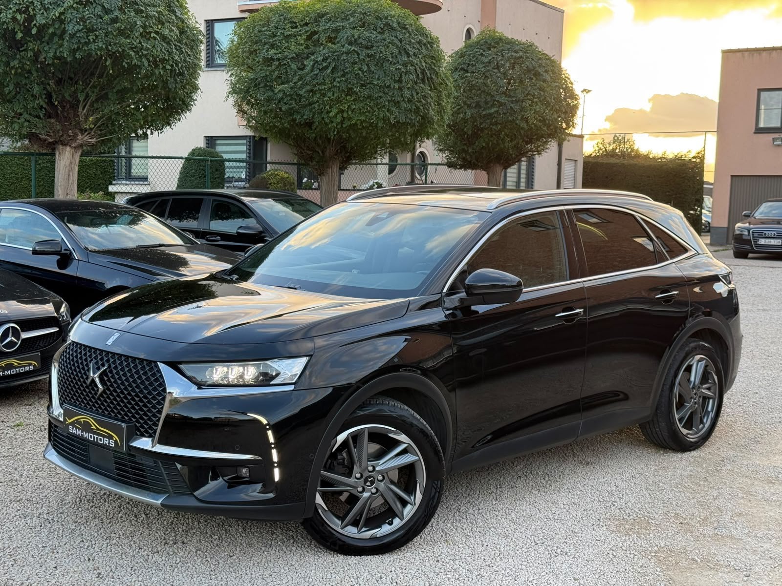 DS DS7 1.5 BlueHDI OPERA | FULL OPTION | MASSAGE | 1J GAR., Auto's, Dealer onderhouden, 1503 kg, 4 cilinders, https://public.car-pass.be/vhr/1305bd61-edfa-482d-b357-959cb1d7bb6b