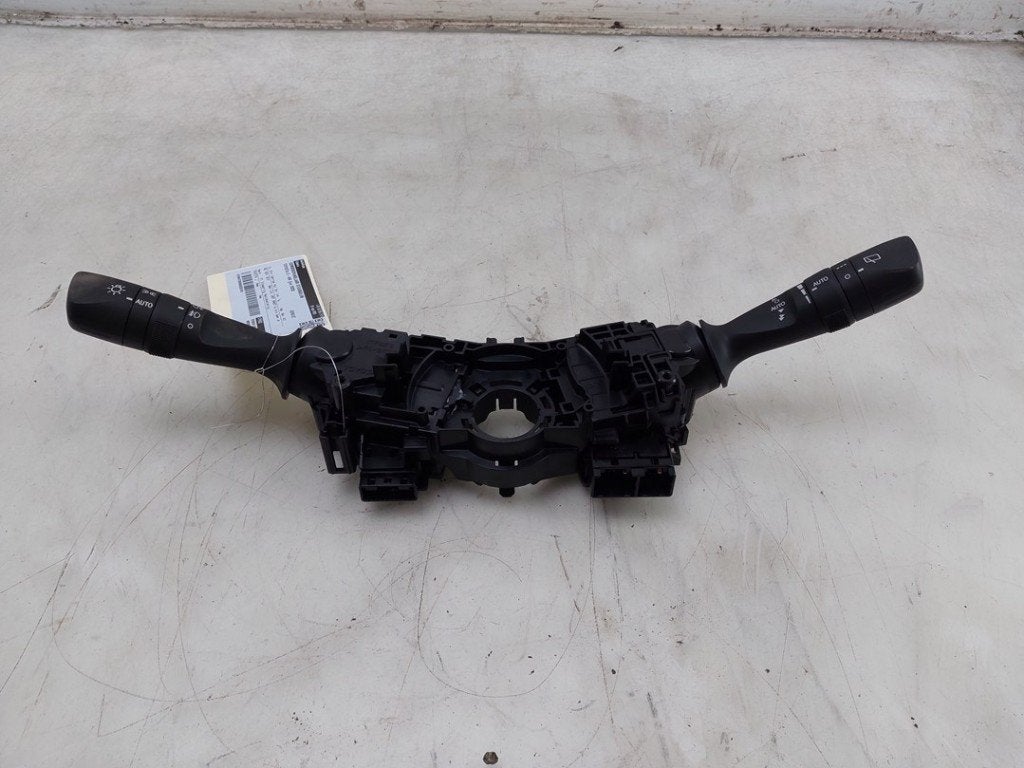 COMBINE COMMODO Toyota C-HR (X1,X5) (01-2016/-), Utilisé, Toyota