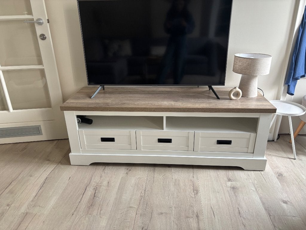 mooie vitrinekast + tv-kast, Ophalen
