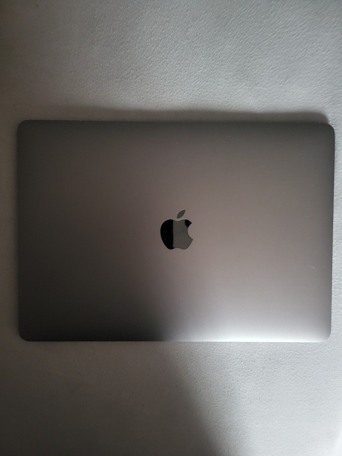 Macbook pro 2017 (!!Lees aandachtig!!), Computers en Software, Windows Laptops, Gebruikt, 13 inch, SSD, 2 tot 3 Ghz, 8 GB, Qwerty