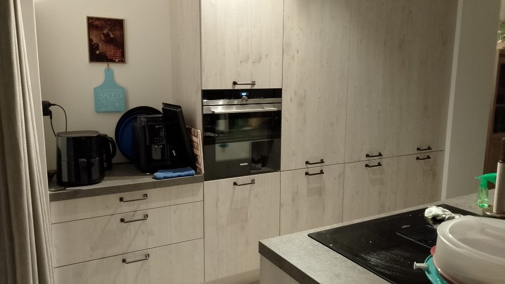 Moderne houtkleurige eilandkeuken +apparaten GEDEMONTEERD, Huis en Inrichting, Overige kleuren, Overige typen, Ophalen of Verzenden
