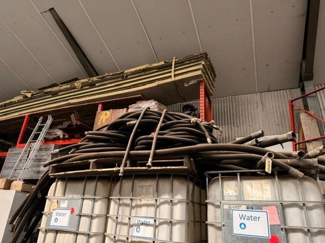 Lot de tuyaux industriels (hydrauliques) avec raccords, Bricolage & Construction, Outillage | Pièces de machine & Accessoires