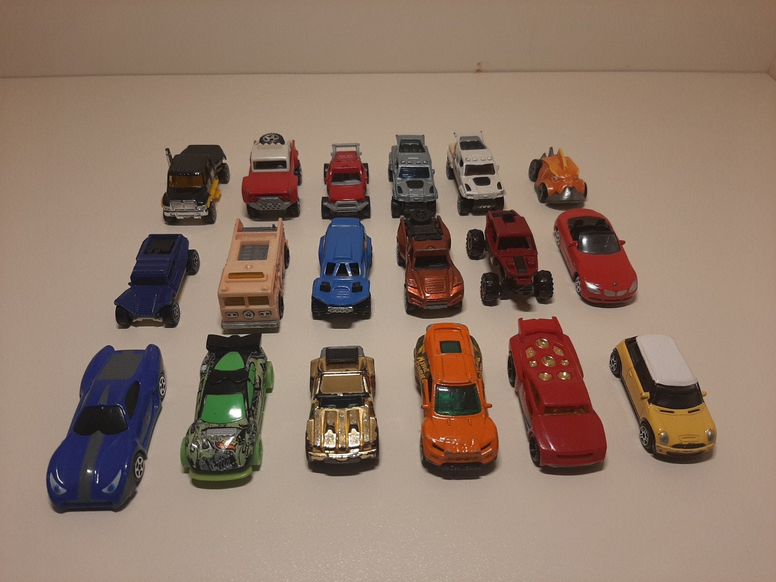 18 Hot Wheels, Matchbox, etc. - Belle collection !, Enlèvement ou Envoi, Utilisé, Voiture