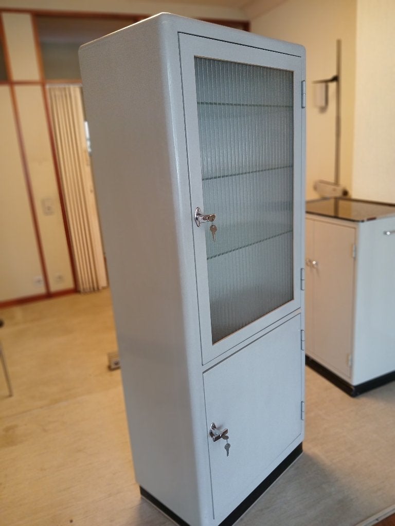 dokterskasten (vintage, maar als nieuw)!!, Ophalen, 50 tot 100 cm, Zo goed als nieuw, Glas