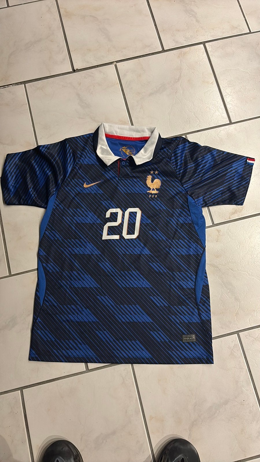 Voetbal truitje, Sports & Fitness, Football, Taille M, Enlèvement, Comme neuf, Maillot