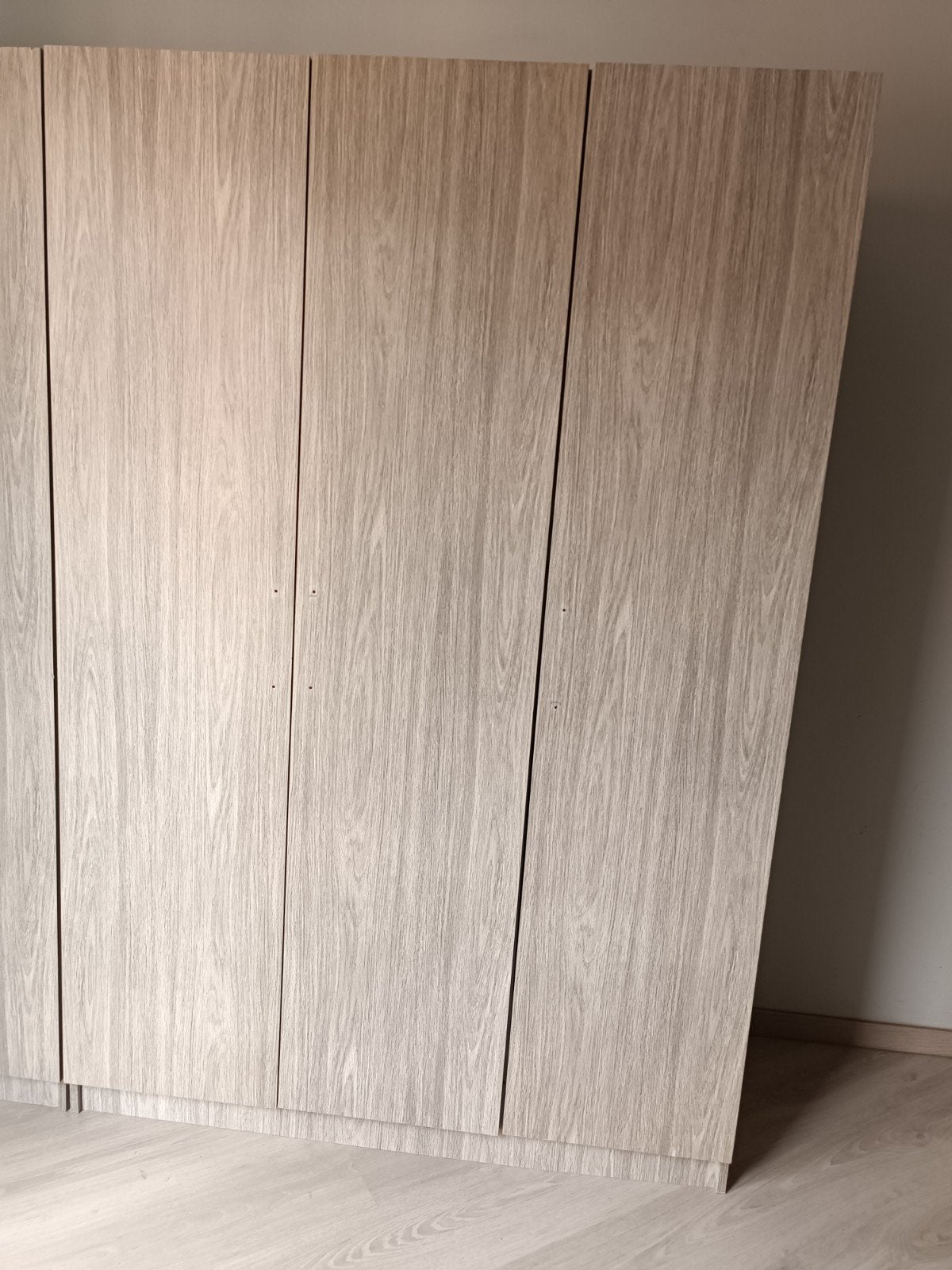 Garde-robe 3 portes avec partie penderie et partie étagères, Enlèvement