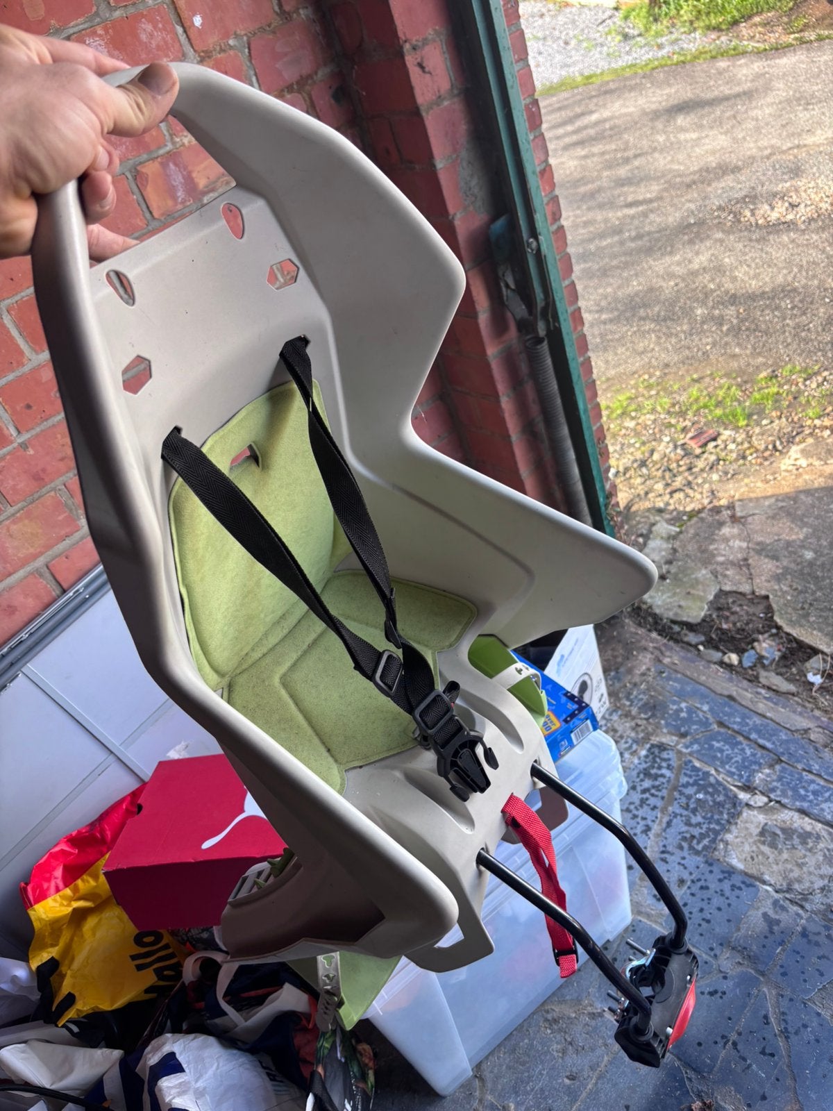 Kinderstoeltje, Ophalen, Zo goed als nieuw