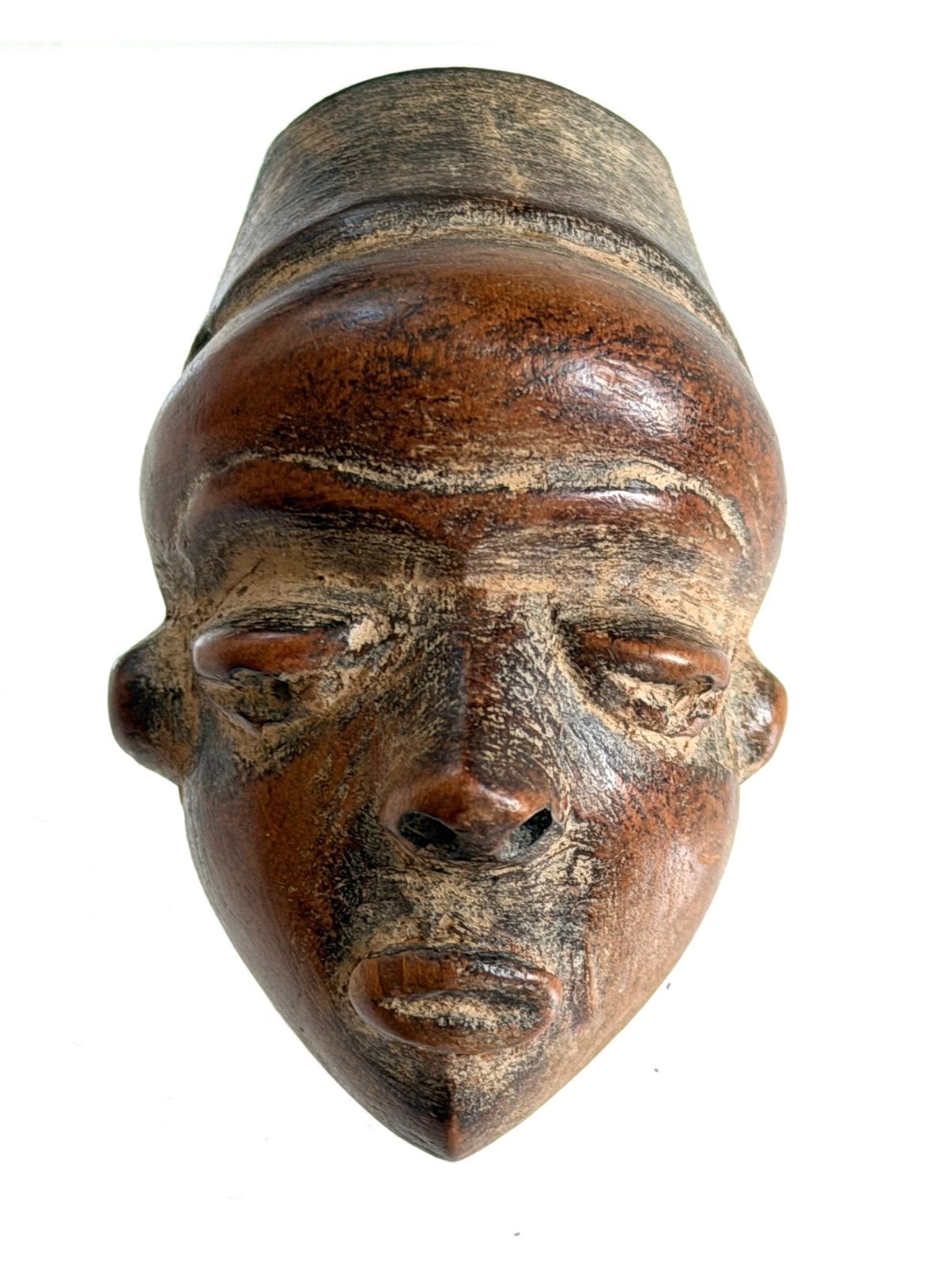 Oude gedragen Pende Ikhoko amulet van Congo, Antiek en Kunst, Kunst | Niet-Westerse kunst, Ophalen of Verzenden