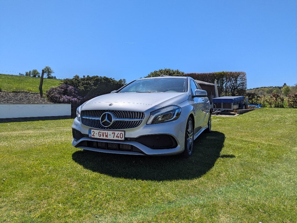 Mercedes Benz W176 A180D AMG-LINE, Voorwielaandrijving, Dealer onderhouden, Alcantara, 5 deurs