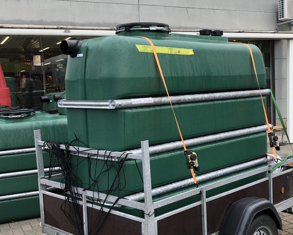 Cuve de stockage aérienne NEUVE 2000L pour eaux de pluie, Enlèvement, Neuf