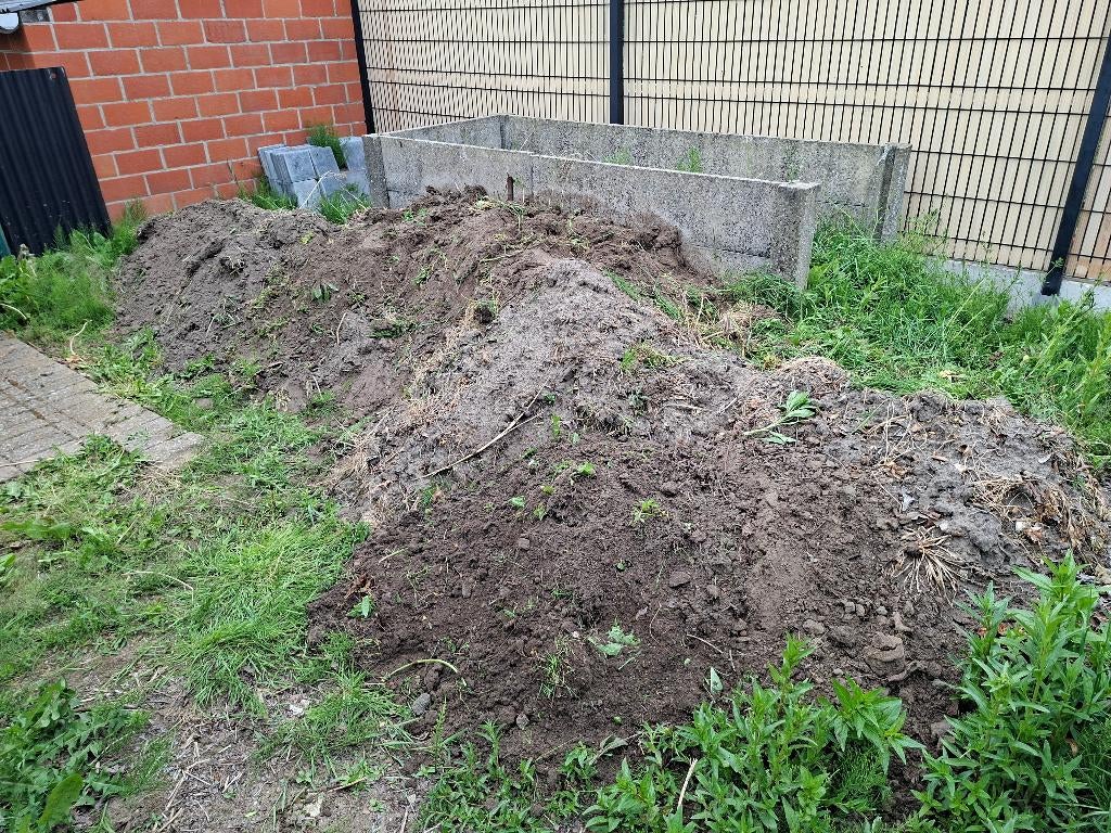 Gratis aarde 4m3, Tuin en Terras, Aarde en Mest, Ophalen