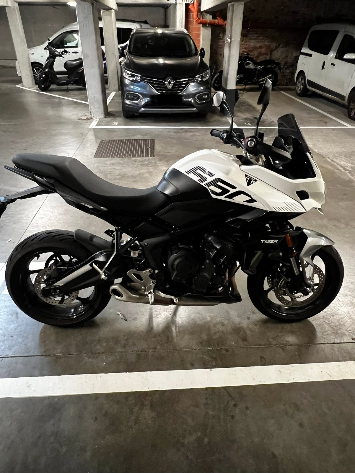 Triumph Tiger sport 660, Motos, Motos | Triumph, Particulier, Tourisme, 12 à 35 kW, 3 cylindres, Permis Moto A2 minimum, ABS, Régulateur de vitesse