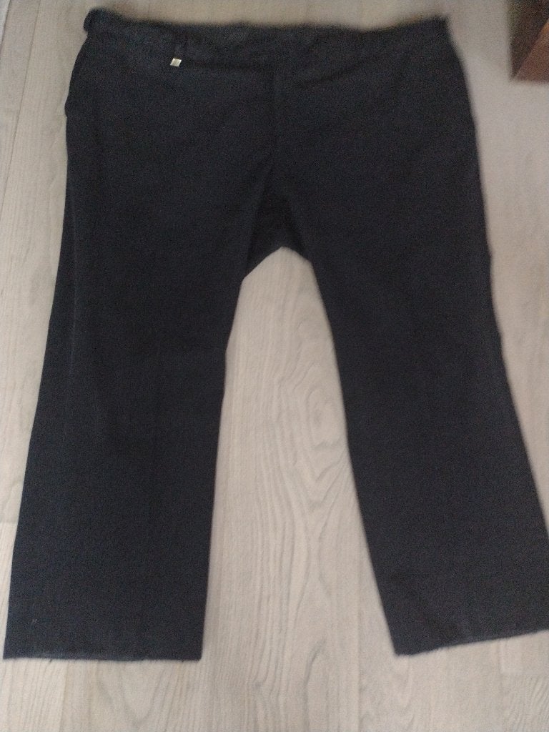 Kwaliteitsvolle zwarte velours broek - 136 cm breed, Ophalen, Zwart, Overige maten, Zo goed als nieuw