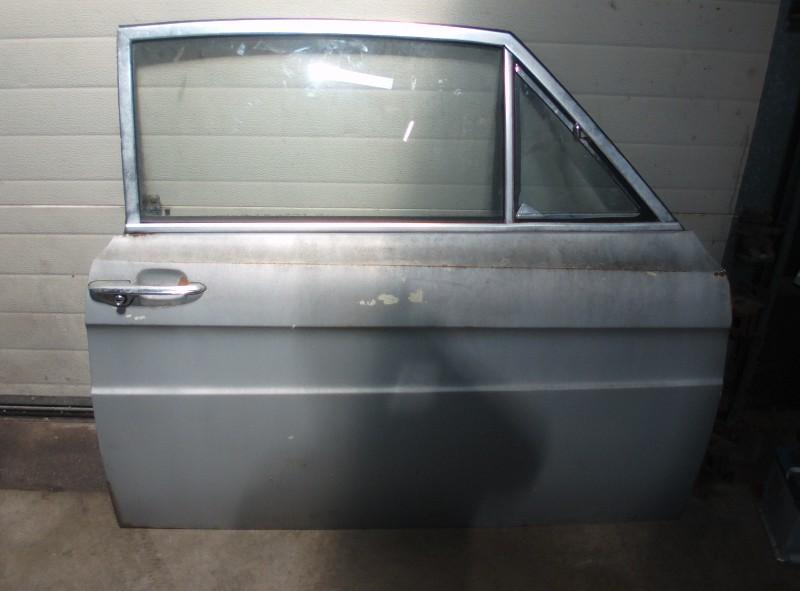 PORTE DROITE Ford Taunus (01-1970/02-1976), Info@VerberkAutodemontage.nl, Nijverheidstraat 1a 1a
5405 AJ  UDEN, NL, Droite, Dhr. R. Verberk